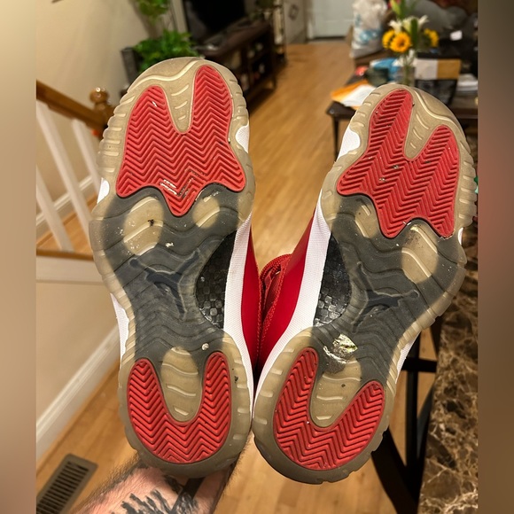 Jordan 11s - Picture 6 of 6